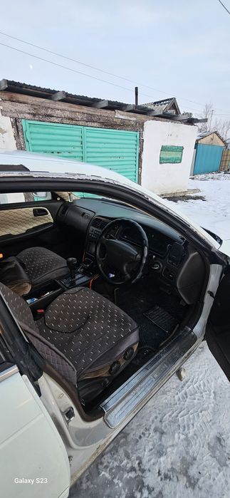 Срочно продам машину 1.4млн