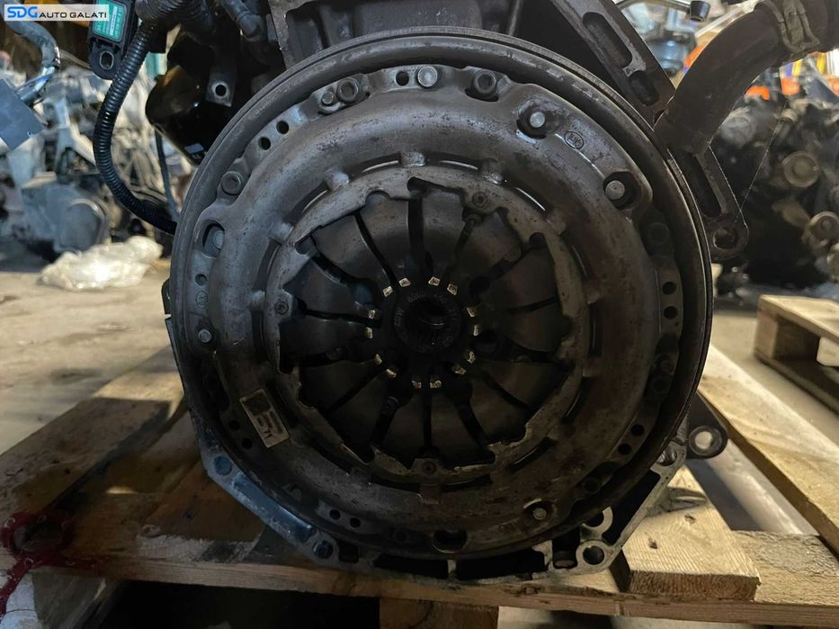 Volanta Masa Dubla Placa Presiune Ambreiaj Renault Scenic 3 1.5 DCI 2009 - 2016 Cod 302052316R [C1134]