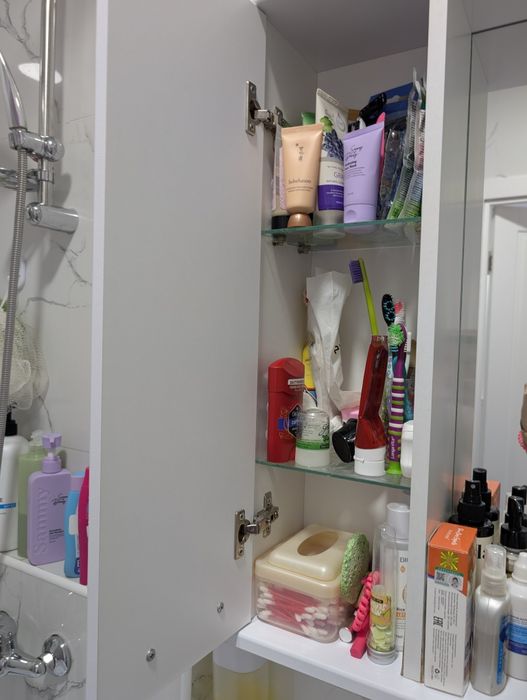 Продам зеркало в ванну