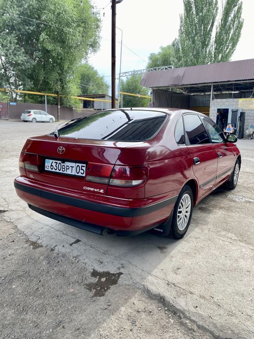 Продам автомобиль Toyota Carina E