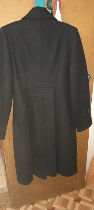 Отдам женское драповое пальто
