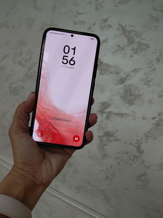 Самсунг S22+ телефон