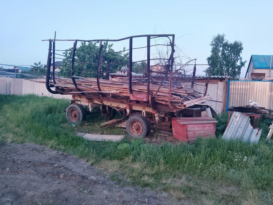 Продам прицеп сеновоз ПТС4