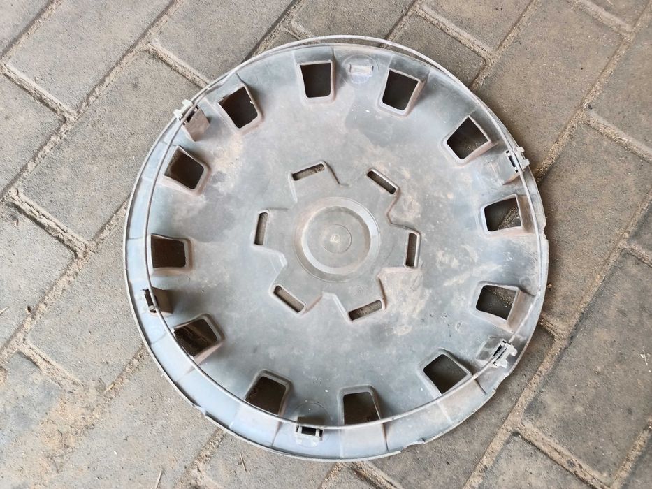 Продам колпаки для авто.