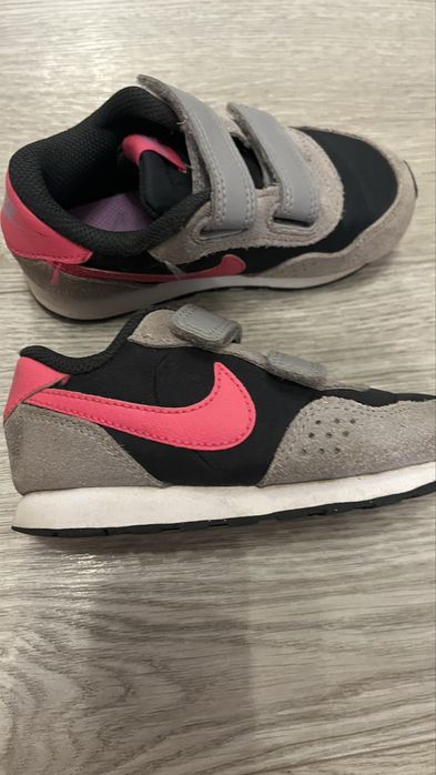 Pantofi Nike marime 24