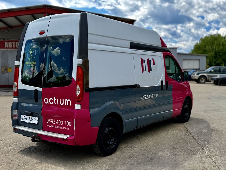 Opel Vivaro 2014г работещ Климатик