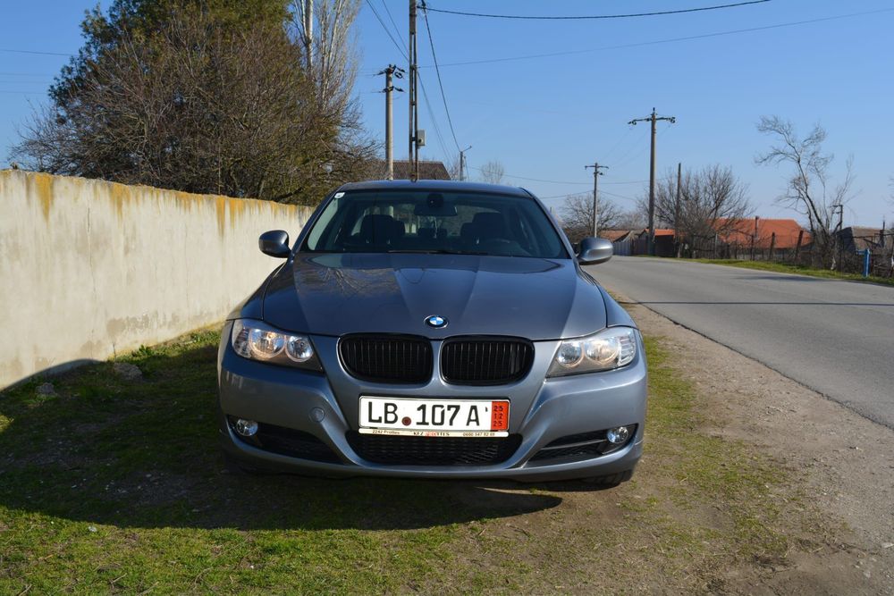 Vând BMW 320D 2009