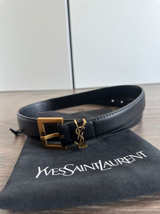 Curea Yves Saint Laurent