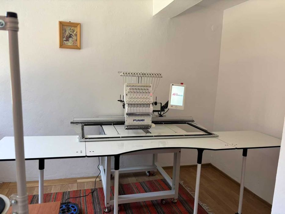 Mașini de brodat FUWEI noi, la cel mai mic preț din România