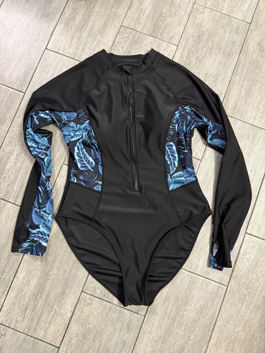 Купальник с рукавами