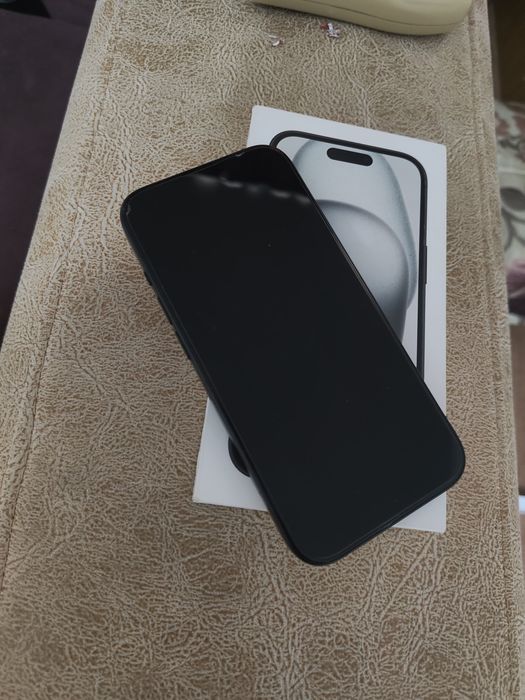 Продам IPhone 15
