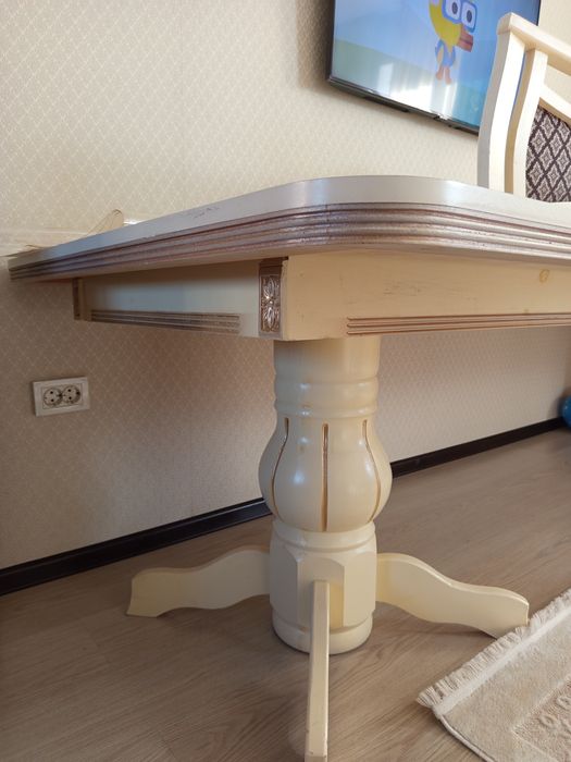 Продается гостевой стол