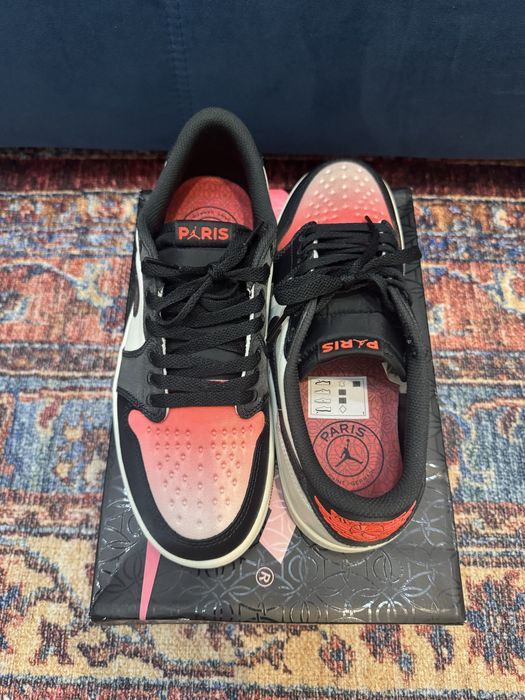 На продажу кроссовки AIR JORDAN