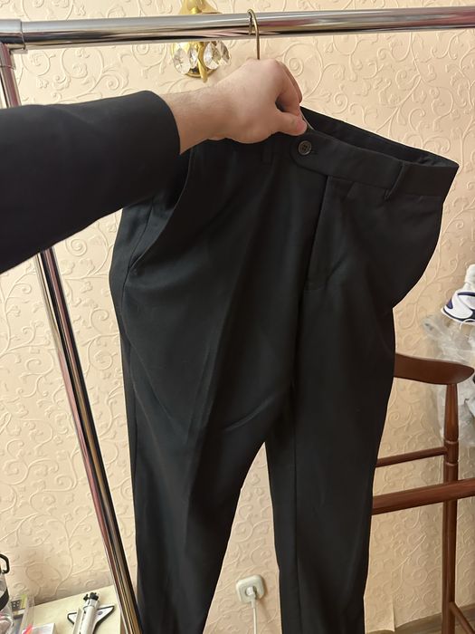 Продам выпускной костюм