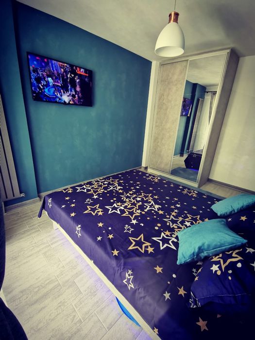 Inchiriez apartament 2 camere Mamaia Nord Alezzi.