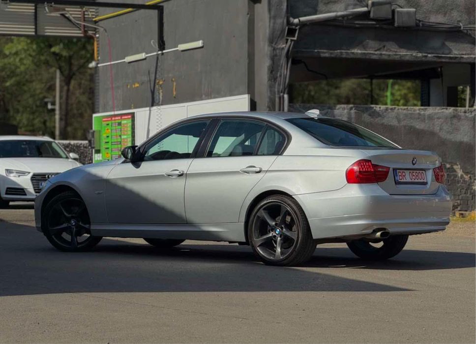 De vanzare BMW E90 320d - Facelift