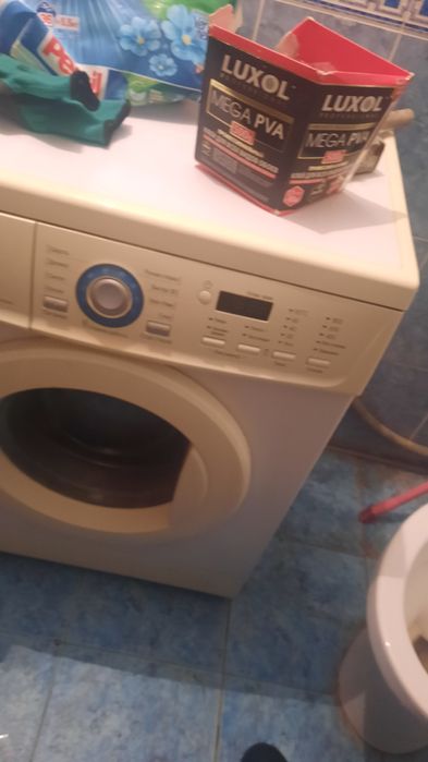 Продам стиральную машину
