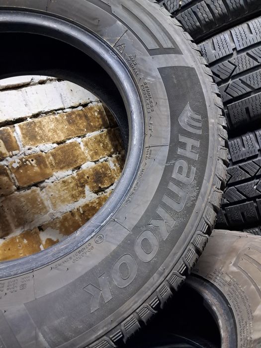 Anvelope second iarna 215 70 R15C Hankook 2024