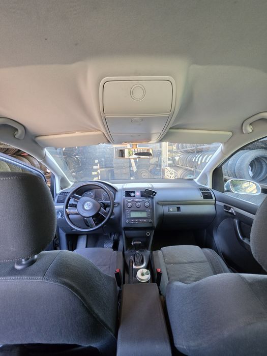 Vand wv Touran 2004 2.0 tdi 7 locuri Automat