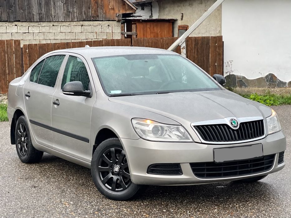 SKODA Octavia 2011 — imagine 3