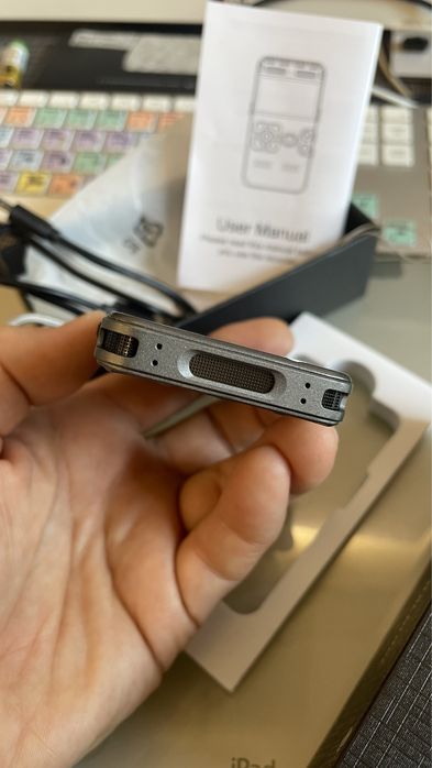 Диктофон плеер 16ГБ (128) можно воткнуть в добавку ….