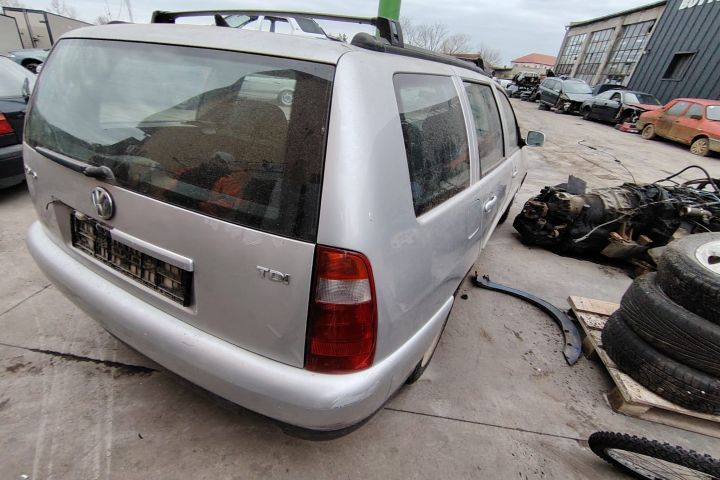 Lampa / Tripla stop stanga pe aripa Volkswagen VW Polo 2000