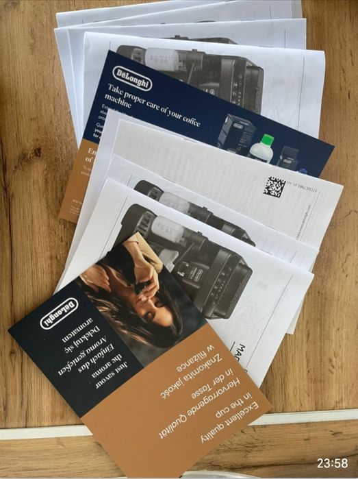 Продам кофе машина Delonghi.