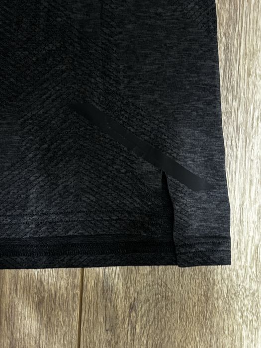 Gym shark тениски