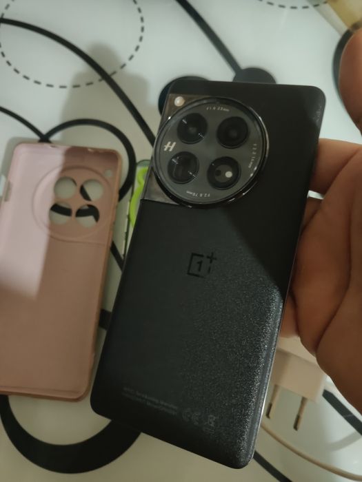 Oneplus 12 impecabil liber retea