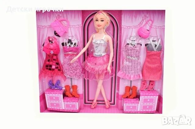 Кукла Софи с гардероб, дрехи и обувки комплект