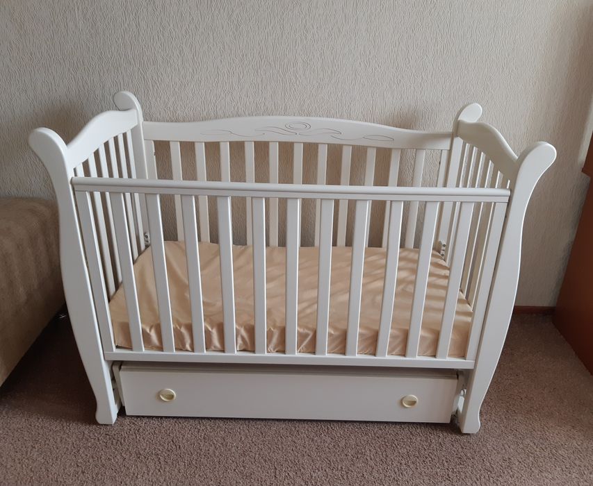 Продам детскую кровать