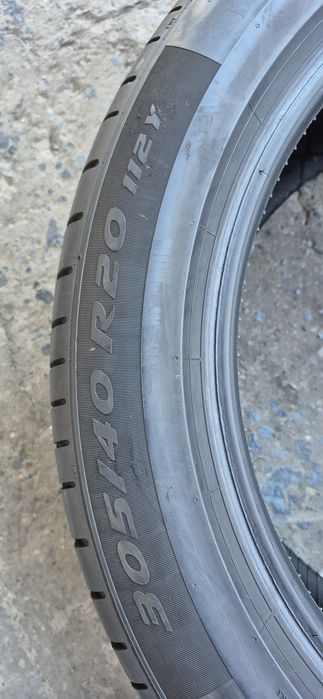 2 anvelope vara runflat Pirelli 305/40/20,dot 2021.Pret/bucata