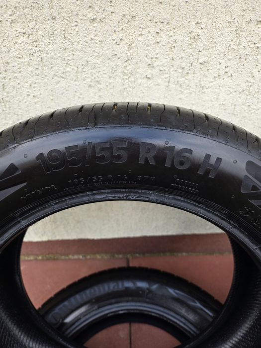Vând 4 anvelope Continental 195-55r16