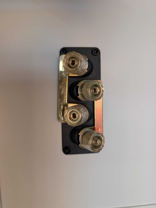 Boxe de podea Wharfedale Diamond 230 White