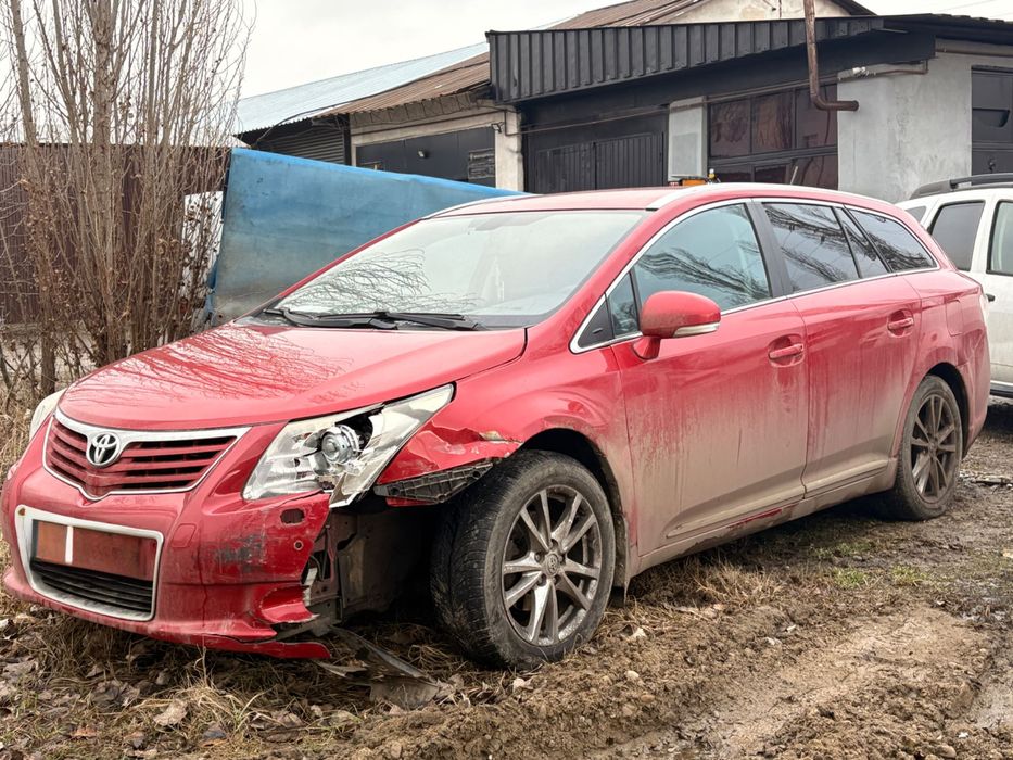 Toyota Avensis T27 (2011)
