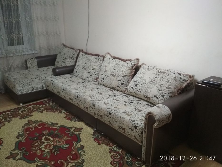 Диван для гостиной