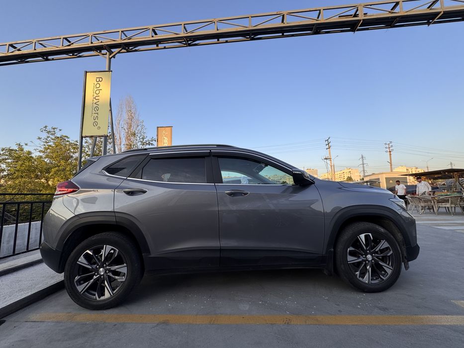 Chevrolet Tracker 2