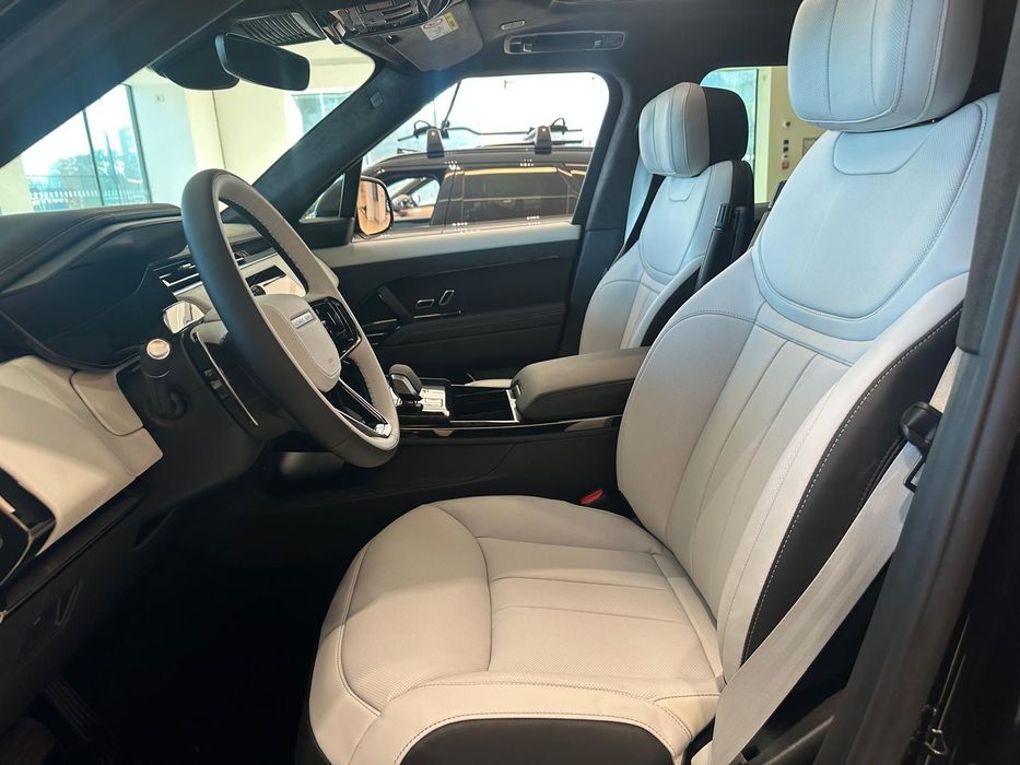 Land Rover Range Rover Sport 2026 benzină, 139.732 € — imagine 5