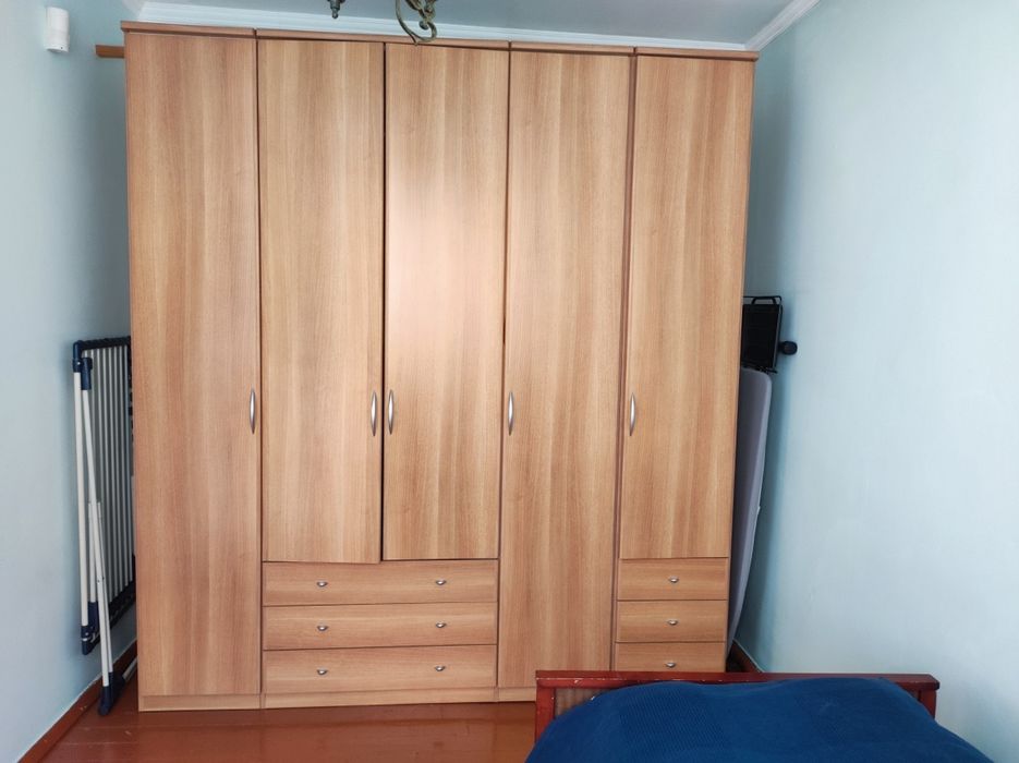 Шифонер в хорошем состоянии