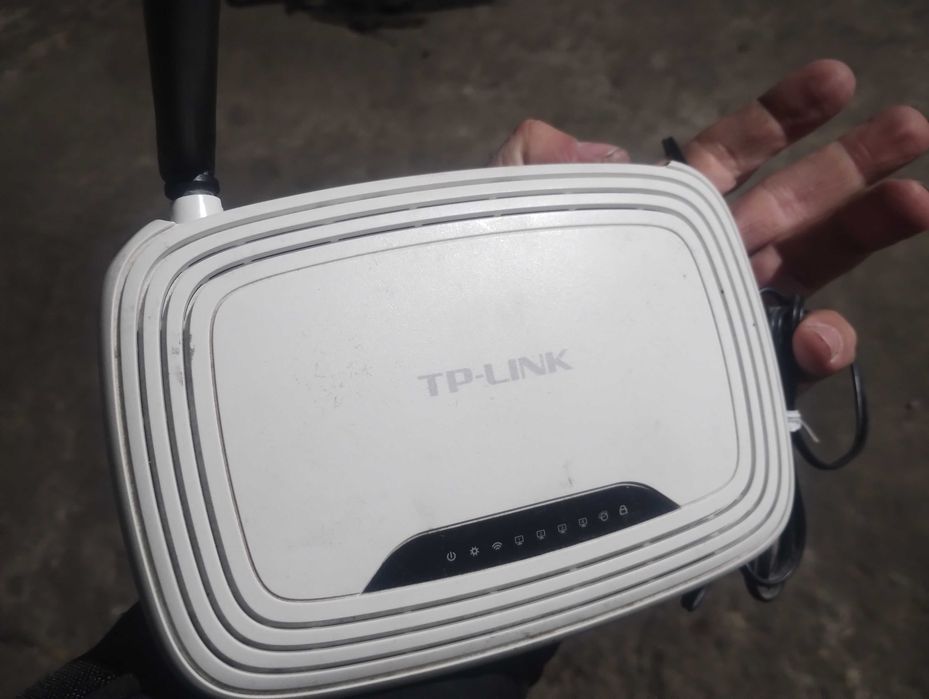 Рутер TP-Link TL-WR
