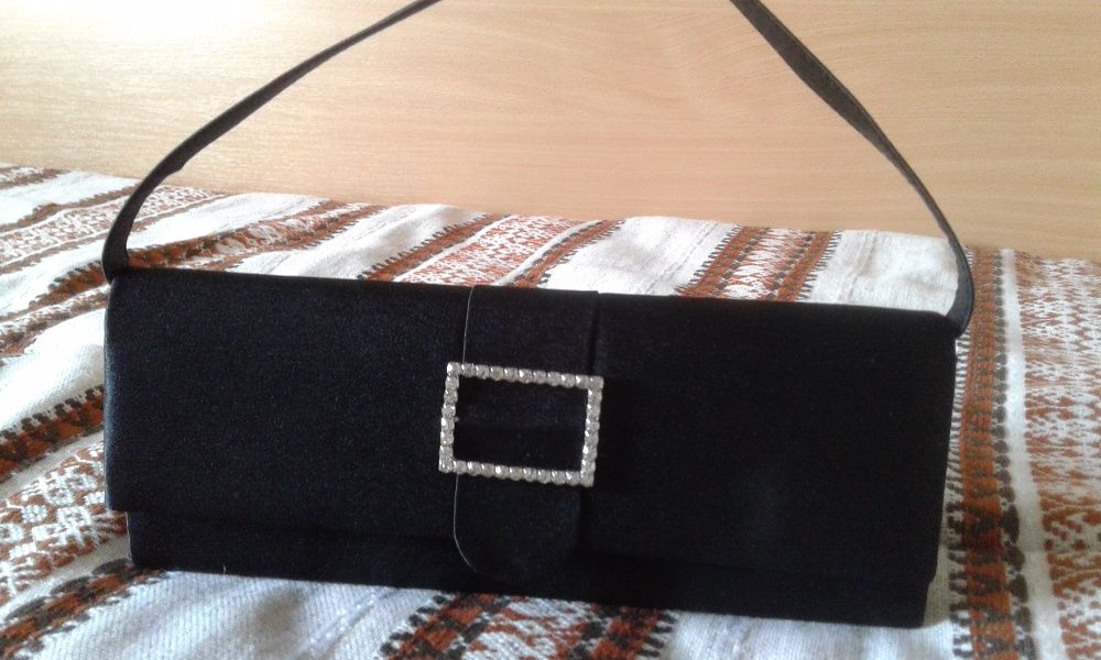 Продавам дамски обувки