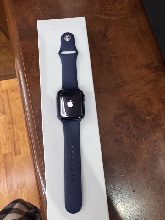 apple watch 7 45 mm batareya 90%