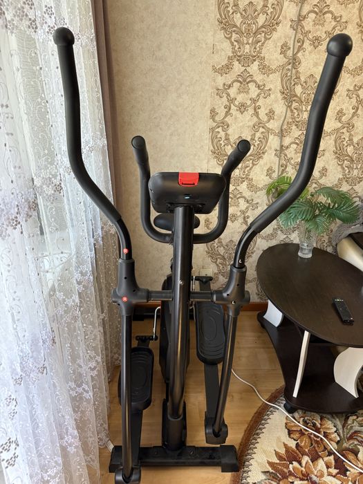 Продам эллиптический тренажёр