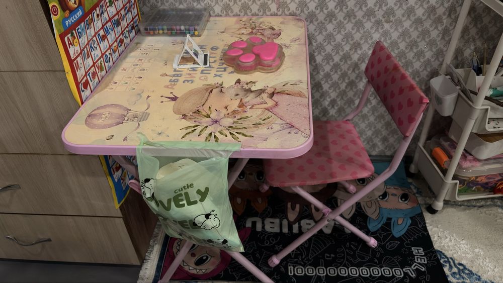 Детский стол и стул (парта)