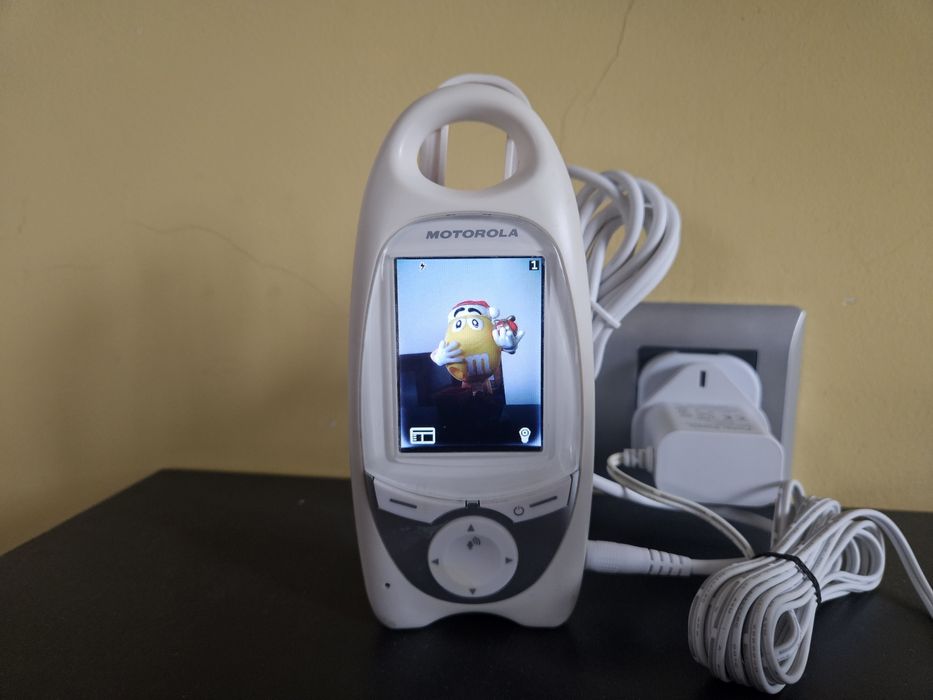 Видео Бебефон MOTOROLA MBP30