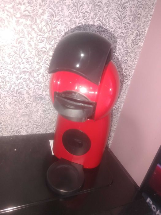 Кафемашина Dolce Gusto с капсули