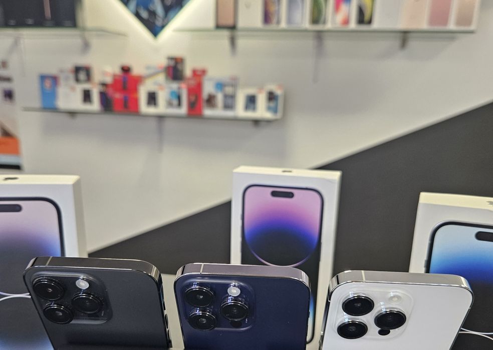 Iphone 14 Pro Max / Silver/Black / 128/512 GB / DeluxGSM