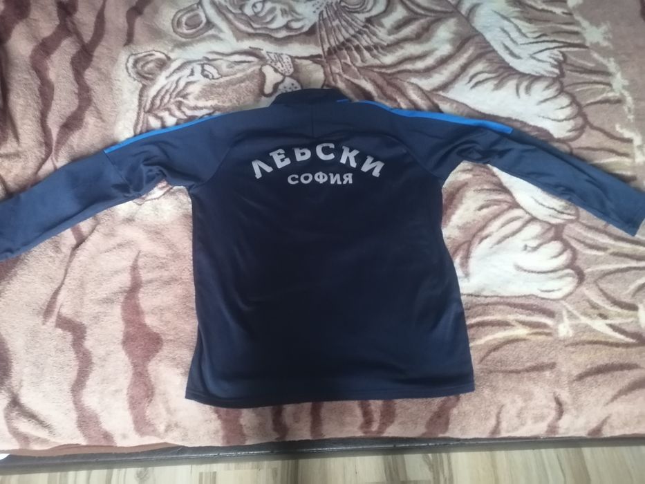 Горнище на Левски на найк размер М