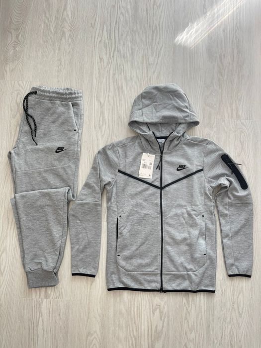 Trening Nike Tech Full Gri
