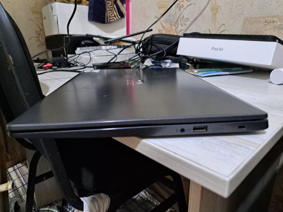 Acer aspire 3 core i7 10 / 20gb ram